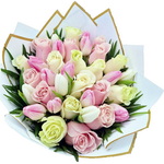 Buchet roz si alb cu lalele si trandafiri (Mare)
