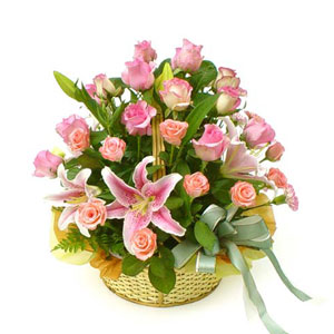 Roses and Lilys Basket
